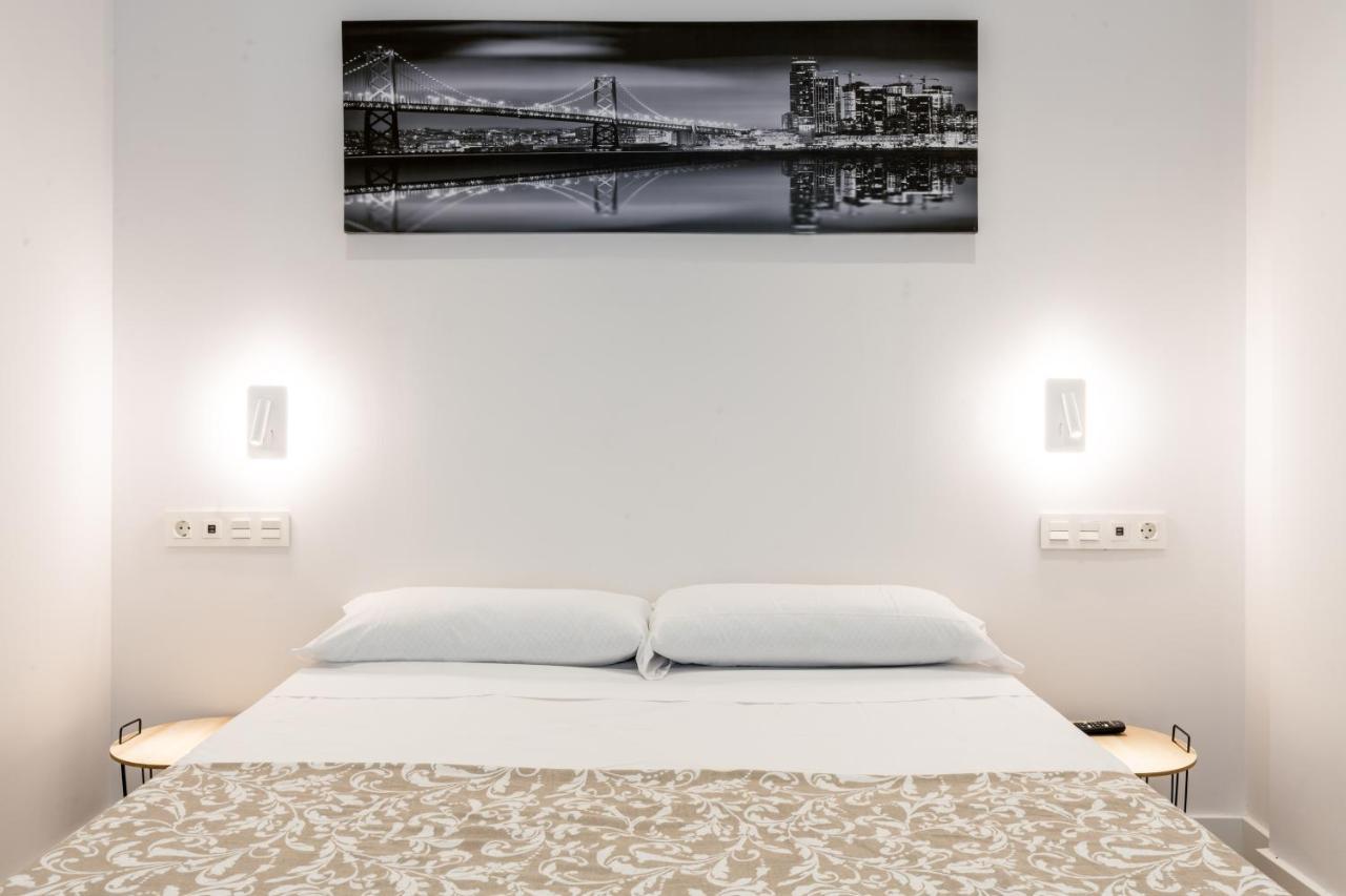 Santa Barbara Suites, Sevilla