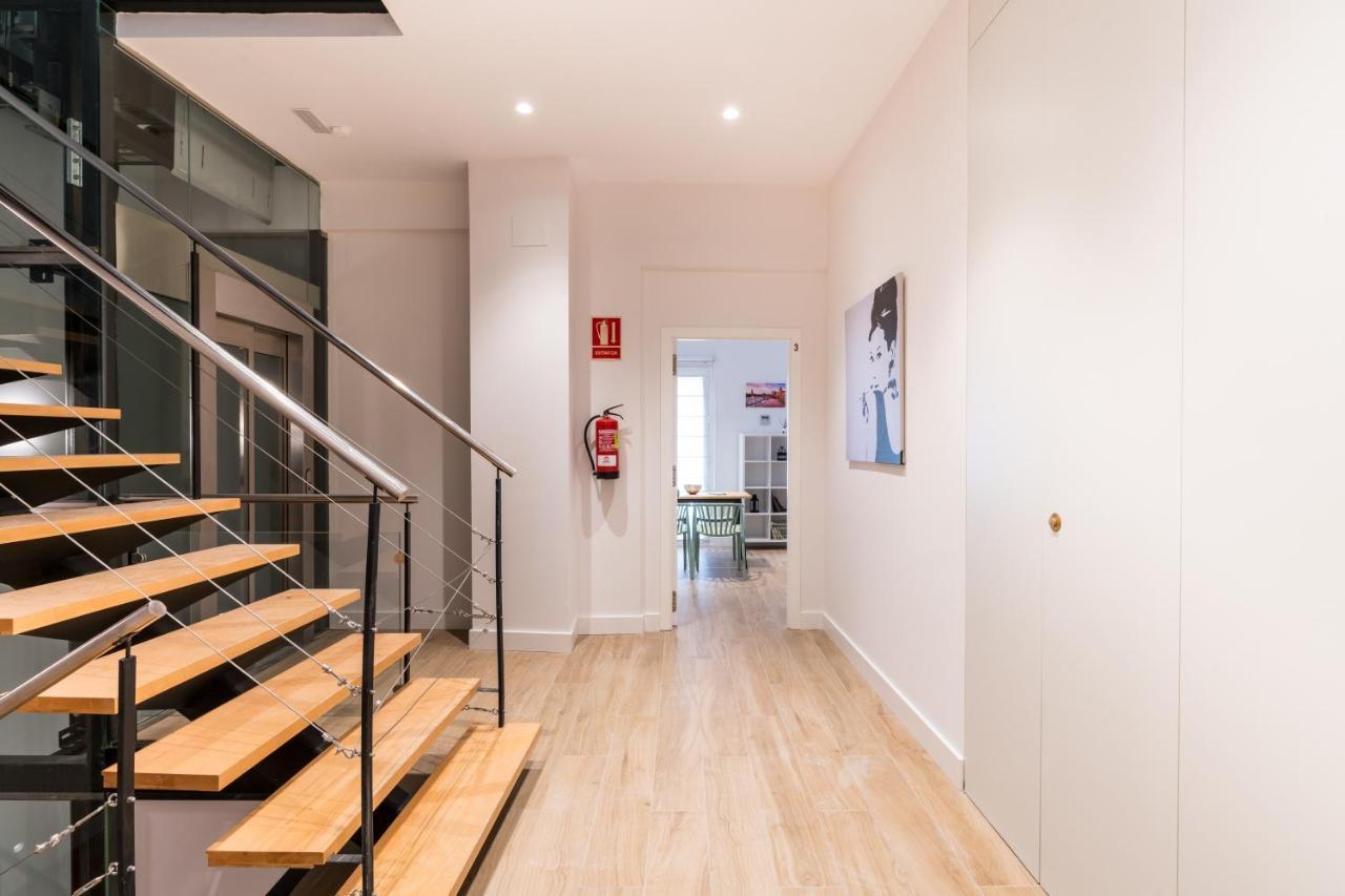 Santa Barbara Suites, Sevilla
